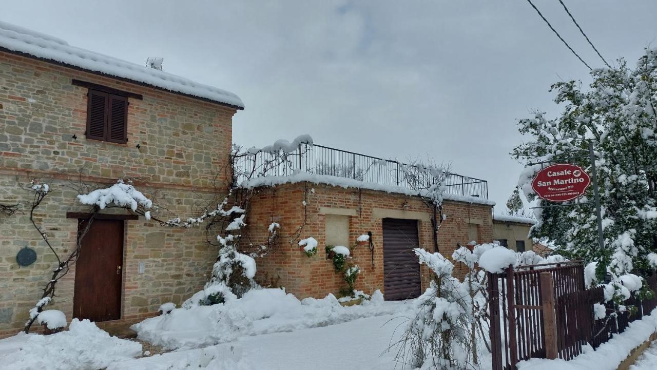 Casale San Martino Agriturismo Bio Sant'Angelo in Pontano Bagian luar foto